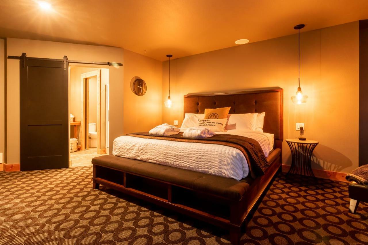 At The Helm Hotel Ilwaco Kamer foto